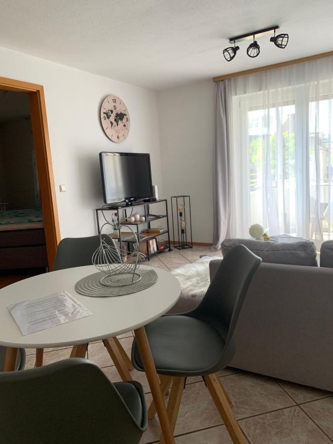 Cityapartment Direkt Am Hafen FDH Екстериор снимка