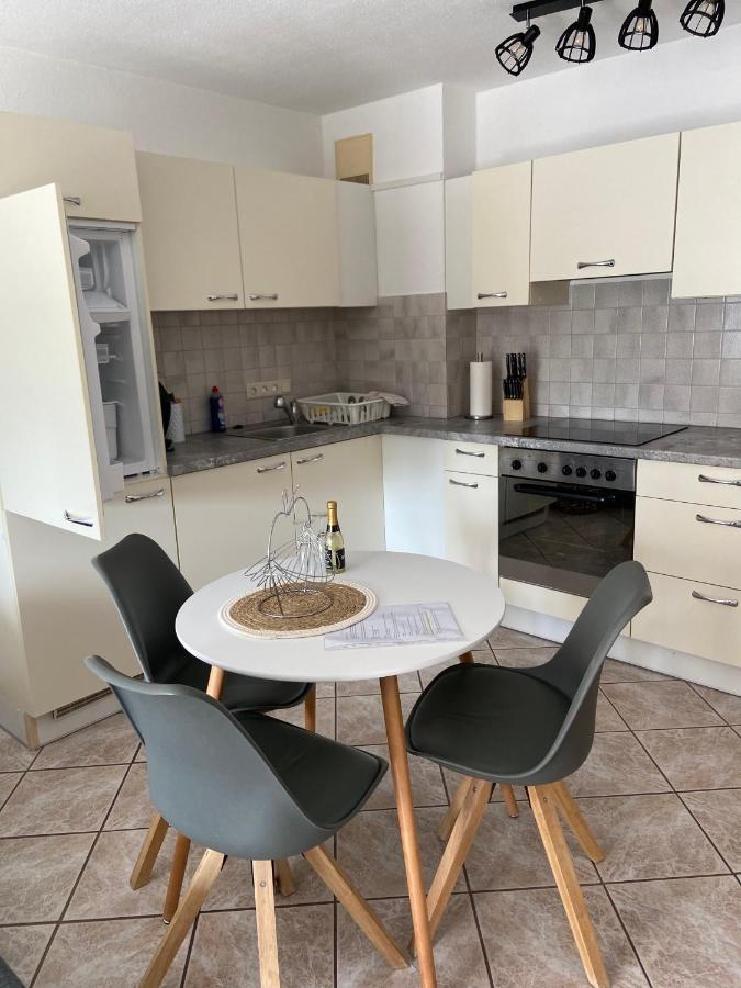 Cityapartment Direkt Am Hafen FDH Екстериор снимка