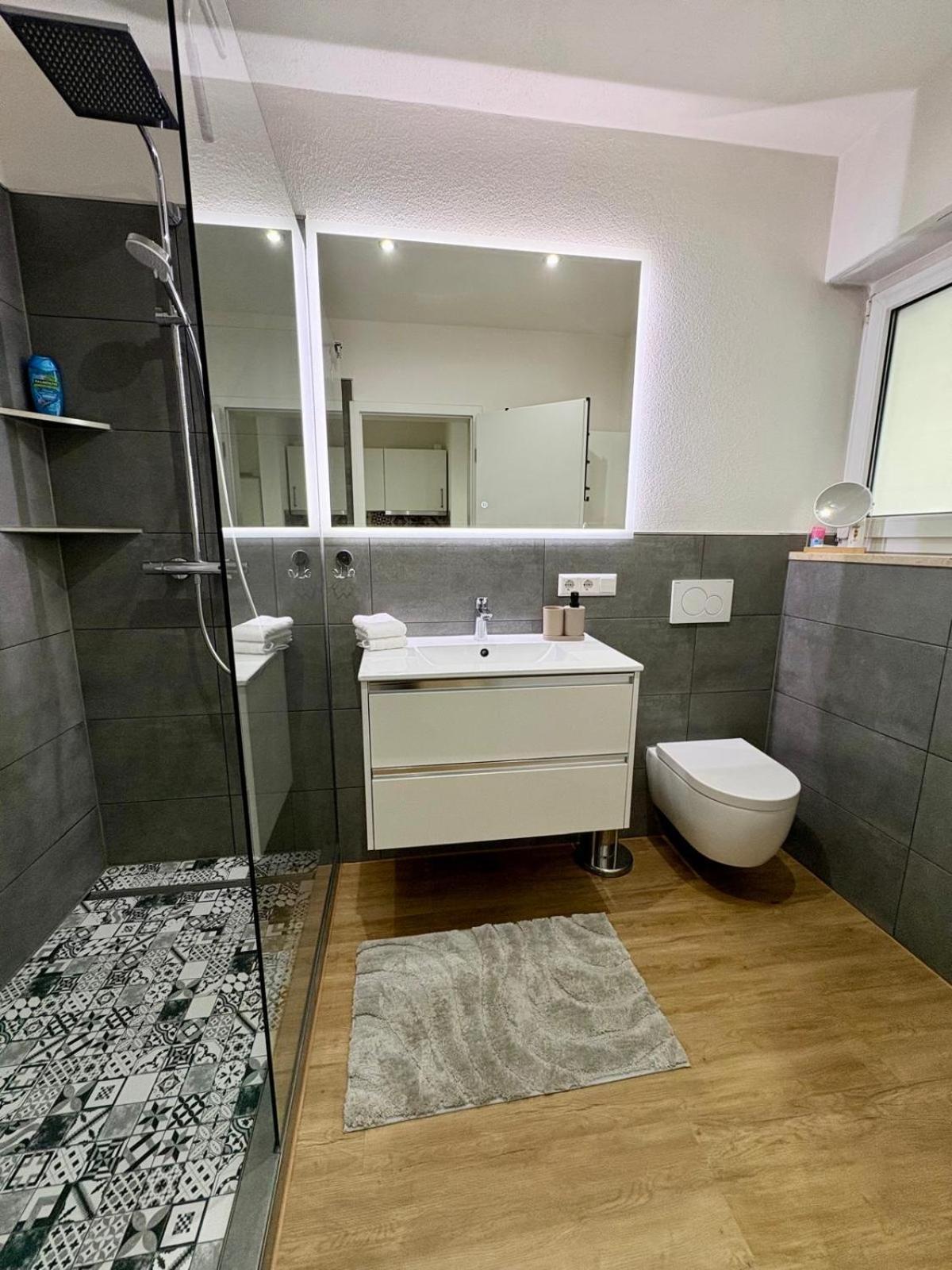 Cityapartment Direkt Am Hafen FDH Екстериор снимка